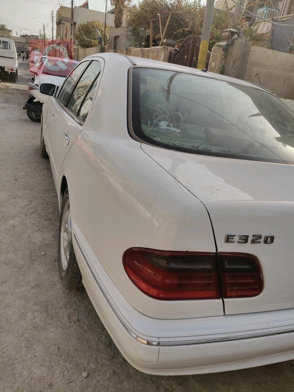 مێرسێدس بێنز E-Class